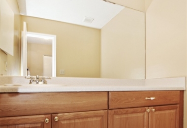 שירות בניה ושדרוג - Oak Park Ln - תמונת אחרי חדר אמבטיה - פסיפיק הולדינגז