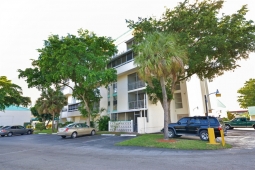 2029 NW 46th Ave APT E308 , Lauderhill, FL 33313