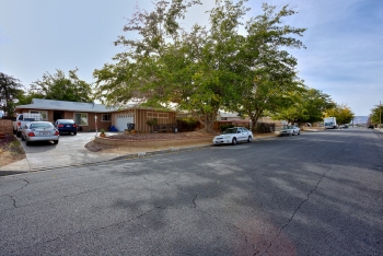 1224 E Avenue R4, Palmdale, CA 93550