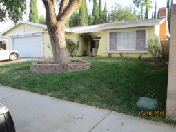 812 Pondera St Lancaster CA 93535