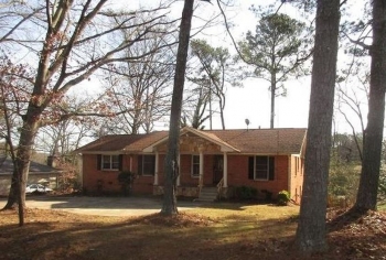 3655 Pleas Dr, Ellenwood, GA 30294