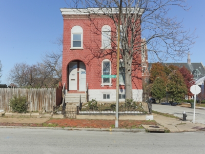 1825 Madison St, Saint Louis, MO 63106