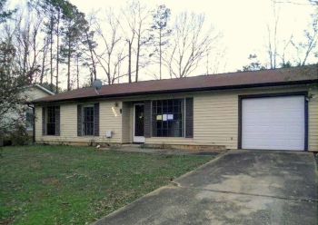 8167 Englewood Trl, Riverdale, GA 30274